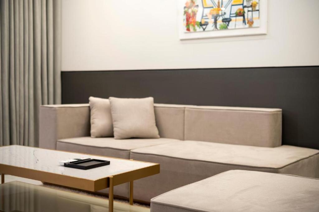 Hound Hotel Yeonsan Пусан Экстерьер фото