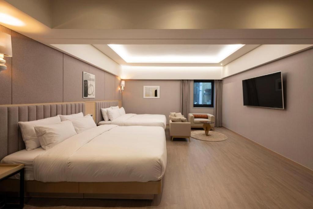 Hound Hotel Yeonsan Пусан Экстерьер фото