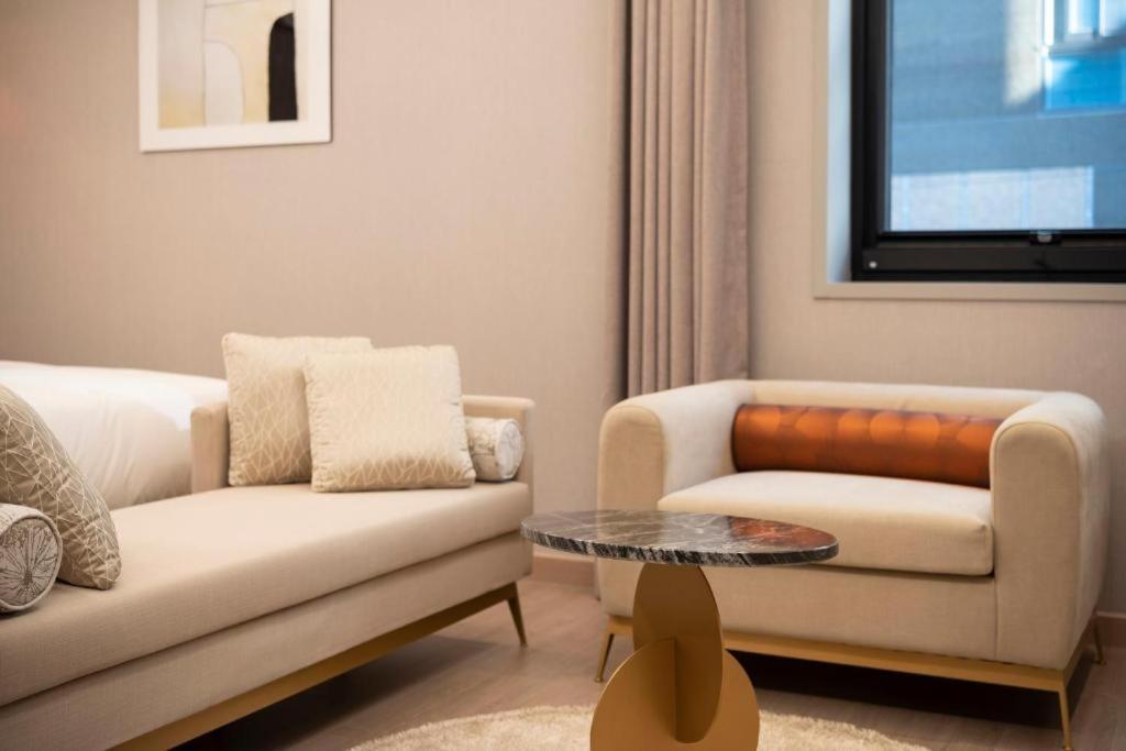 Hound Hotel Yeonsan Пусан Экстерьер фото